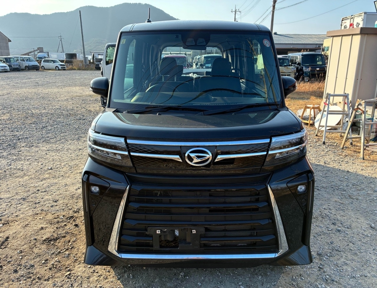 Daihatsu Tanto 2023