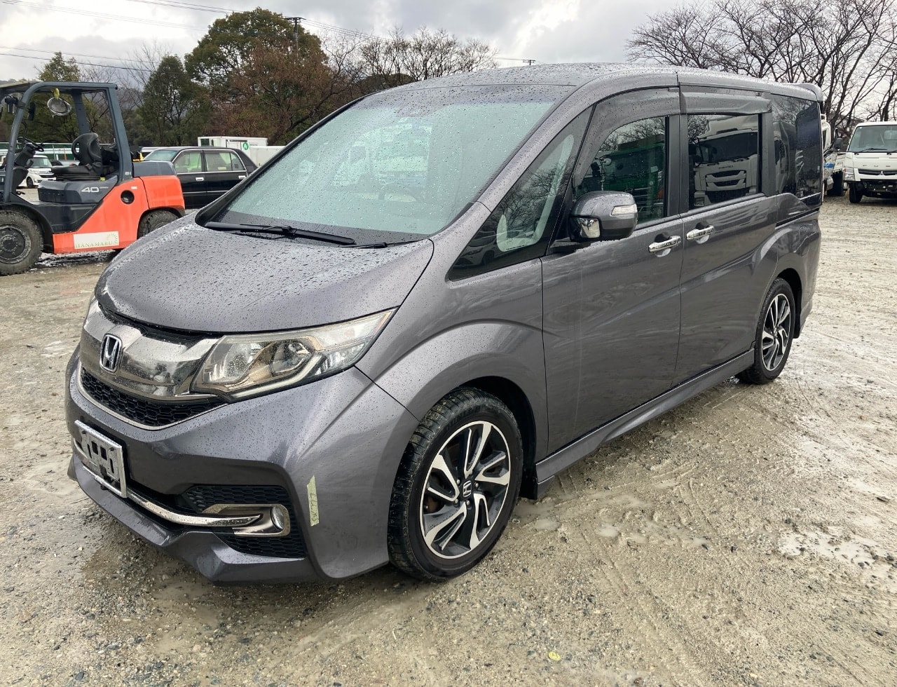 Honda Stepwagon Spada 2016