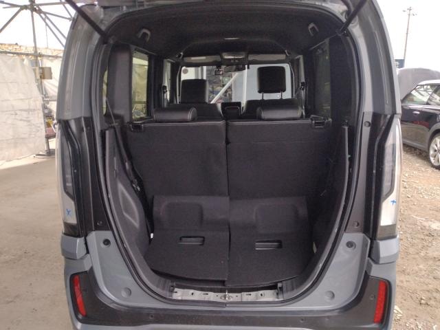 Honda N-box Custom 2024