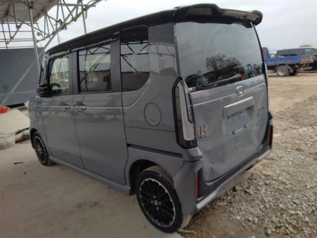 Honda N-box Custom 2024